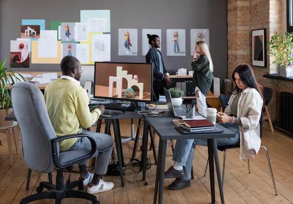 How to Pick the Top Cannabis Marketing Agency: 7 Traits to Look for in 2025